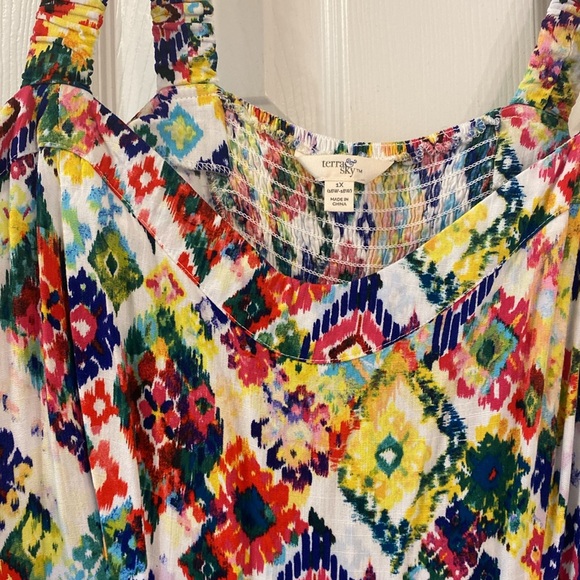 Colorful Maxi Dress - Ikat print - Picture 3 of 4